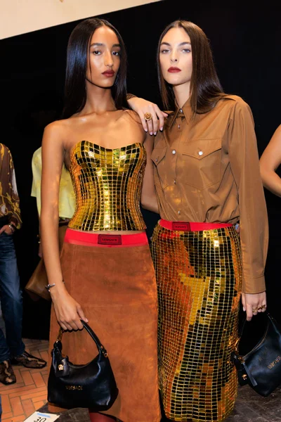 Look 13